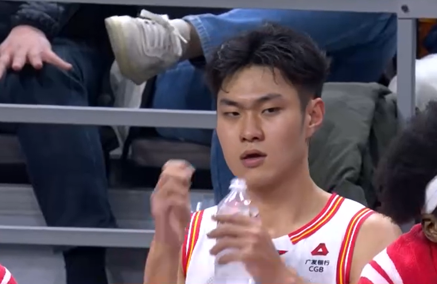 九游娱乐登录入口-深圳队锋线小将感恩杜锋：杜导水平CBA顶尖，教练会了我很多
